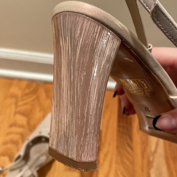 Giorgio Fabiano Leather Shiny Pink Slingback Heels - Picture 8 of 15